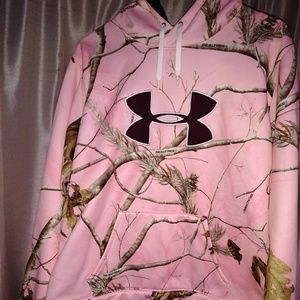 Camo under armour hoodie